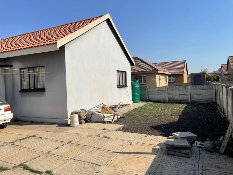 3 Bedroom Property for Sale in Boitekong North West